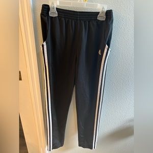 Girls Adidas pants like new size XL (16)